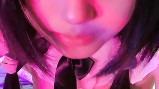 【69堂免费视频】双马尾呆萌小萝莉跳蛋玻璃棒双管齐下猛捅嫩穴