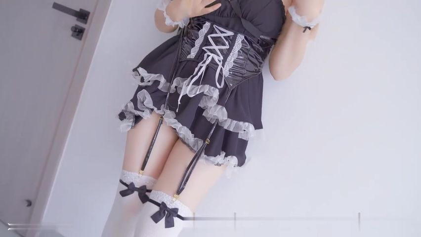 【69堂免费视频】cos坏坏小恶魔，被大肉棒注满了精液