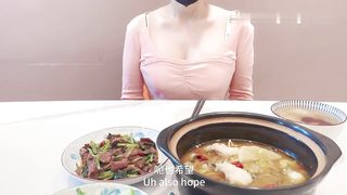 【69堂免费视频】合租男女_爱的初体验，退下女神瑜伽裤暴力后入翘臀，美腿尤物抱在怀里爆操