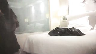 【69堂免费视频】干过会所全套服务，抹上精油大白美乳背后摩擦，磨屁股深喉口交大屌，骑乘后入抽插猛操