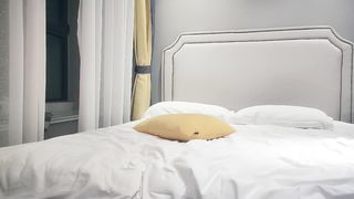 【69堂免费视频】极品外围，颜值身材完美，再攀职业生涯巅峰，劲爆必看