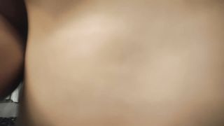 【69堂免费视频】母子乱伦大戏每晚不间断，直播间呼声最高，白嫩娇小姐姐回归，窗边啪啪，也不怕被外面看到_01_10_57_