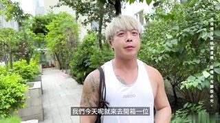 【69堂免费视频】首支露脸，3_0T巨乳肥臀俄罗斯日本混血，深喉啪啪相当生猛，事后采访有点意思_00_00_20_