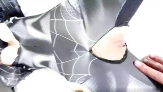 【69堂免费视频】活捉一枚高颜值巨乳女蜘蛛侠强行绑缚暴力中出