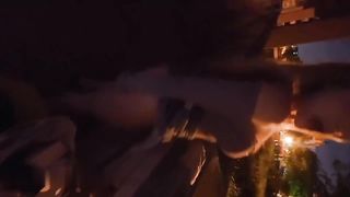 【69堂免费视频】在你们小时候每天去的地方做爱 内射还滴在了地板上