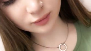 【69堂免费视频】干俄罗斯大洋马，包臀裙大长腿，特写埋头深喉，无毛肥穴骑上来操，干的娇喘呻吟，后入大力撞击