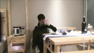 【69堂免费视频】带学妹品红酒_灌醉后强行打炮_刚开始还不满意_被继续灌酒