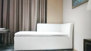 【69堂免费视频】红内裤战神约战小萝莉，甜美乖巧，观音坐莲，翘臀抽插，画质向老金看齐，高清源码录制