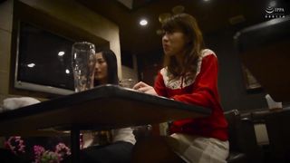 【69堂免费视频】女孩们在上学路上和放学后露出阿赫高脸并陷入高潮的整个故事！2