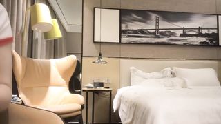 【69堂午夜视频】白衣牛仔短裤少妇啪啪，翘起屁股口交摸逼后入抽插猛操