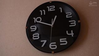 【69堂午夜视频】纤细小胸美少女敏感乳头折磨！被大鸡巴操3