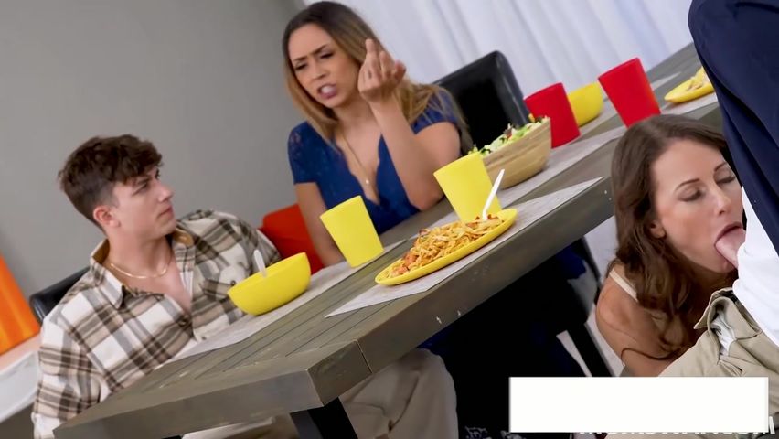 【69堂午夜视频】御姐的服务果然不同凡响