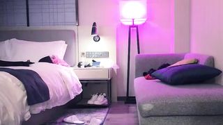 【69堂午夜视频】约了个性感粉色长裙少妇啪啪，穿上连体开档丝袜舔弄口交抽插猛操