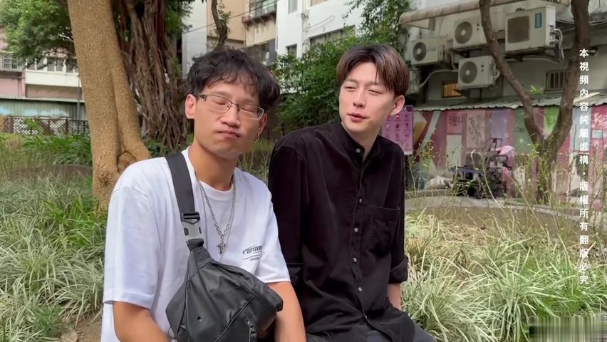 【69堂午夜视频】4P大战菲律宾妹！边吃屌边被干！结局竟然...