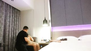 【69堂午夜视频】调情聊天还得看老将出马，骚浪投入好似情人幽会真刺激