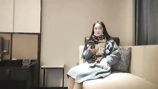 【69堂午夜视频】高颜值蓝色外套妹子啪啪，性感内衣特写摸逼舔奶抬腿抽插猛操