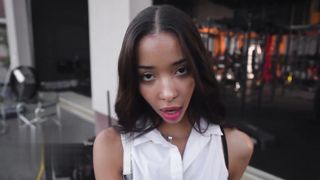 【69堂午夜视频】喜欢操一个坏男把自己的骚逼交给你让你随意爆操玩弄