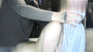 【69堂午夜视频】英俊的男孩和秃头的俄罗斯女孩尽量不要出声让我射精到骚逼里