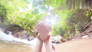 【69堂午夜视频】到瀑布下群交野战，来一场激情的精液SPA