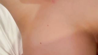 【69堂午夜视频】圣诞快乐♪拥有压倒性粉丝数的著名巨乳