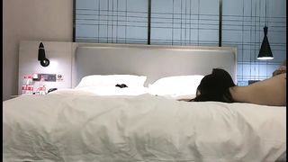 【69堂午夜视频】刚下海没多久略紧张，追求的只有高颜值，很是诱惑喜欢不要