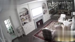 【69堂午夜视频】黑料吃瓜-黑客破解家庭摄像头越南一对放肆的夫妻在客厅当着儿子的面就是干一点也不避讳偷拍视频流出