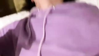 【69堂午夜视频】黑料吃瓜-大神刷抖音也能刷到有真爱无聊时刷抖音直播间遇上反差学生妹一个大特效礼物成功开路