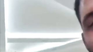 【69堂午夜视频】黑料吃瓜-英国留学生姐妹花吸嗨之后在大街上随便找了个老外到酒店双飞全程性爱录像真实纪录曝光