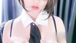 【69堂午夜视频】黑料吃瓜-超可爱的小女生喜欢cos充当泄欲母狗一线天白虎逼怼在镜头前妖娆骚拍