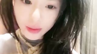 【69堂午夜视频】论坛流出套路直播女王_禾HE_捆绑玩弄女M喝圣水_丝袜女主耳光调教女奴_场面极其混乱淫荡