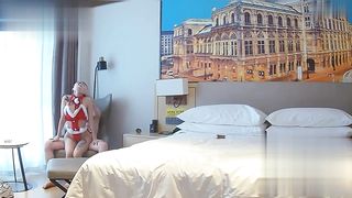 【69堂午夜视频】黑料吃瓜_长相身材牛逼到爆_富哥一来就推倒_高颜值气质眼镜学生妹酒店脱光等着富哥来宠幸_录像被富哥分享曝出