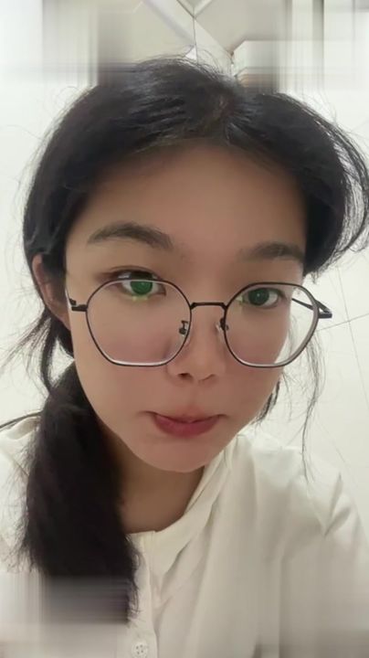 【69堂午夜视频】黑料吃瓜_陕西榆林横山中学高三眼镜妹_林子苒_自拍私密小视频泄密曝光眼镜妹果骚