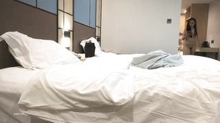 【69堂午夜视频】哥们你换了八个姿势了牛 快点有点疼了 风韵犹存老江湖小伙根本搞不定