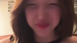 【69堂午夜视频】黑料吃瓜-大韩公司175美乳超模身材空姐全裸振动棒自慰长相可爱笑容甜美反差母狗实锤