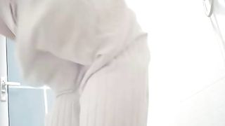 【69堂午夜视频】黑料吃瓜-谨防隔墙有眼猥琐房东偷拍合租丰满少妇洗澡的视频流出以上帝视角看少妇洗澡超有代入感的哦