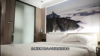 【69堂午夜视频】今晚再约两个甜美萌妹双飞啪啪