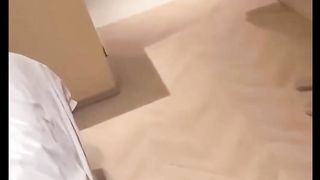 【69堂午夜视频】清纯御姐色诱外卖员开房操逼