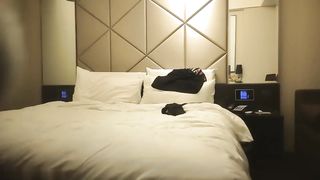 【69堂午夜视频】爱徒首秀外围场，熟悉的风格，颠鸾倒凤再创佳作，劲爆必看