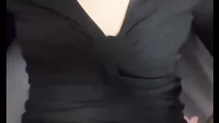 【69堂午夜视频】淫荡人妻打着电话操着逼