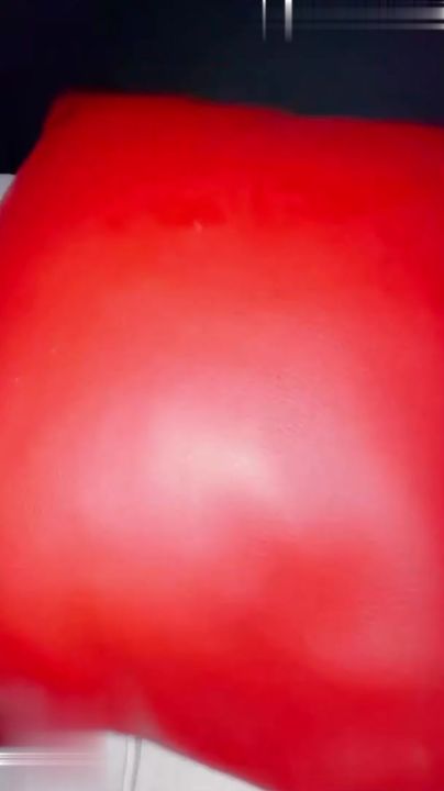 【69堂午夜视频】与妹妹电影院偷情！无套内射白虎粉穴妹妹