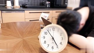 【69堂午夜视频】小奈化身宅男淫梦性玩物 稚嫩肉穴被射满精液