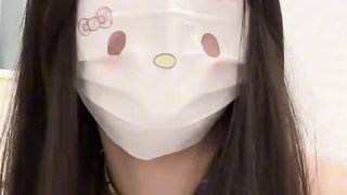 【69堂午夜视频】淫荡妹妹化作瑶穿着旗袍骑在哥哥身上，我拉开裤子拉链