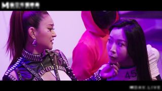 【69堂午夜视频】鲍鱼游戏2／第二集／轮奸真假间谍 潮吹爆喷