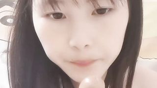 【69堂午夜视频】黑丝露脸制服学妹第一次直播还害羞呢，听狼友指挥自己揉着奶子抠着逼，甜甜假鸡巴插进骚穴给狼友看不要错过