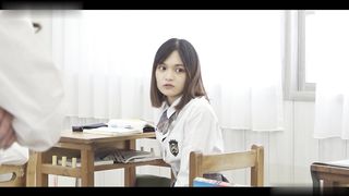 【69堂午夜视频】新老师的性爱实作课