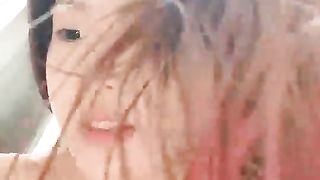 【69堂午夜视频】甜美诱人高颜值白丝情趣小懒猫深夜大秀直播，一个人的精彩撩骚互动洗澡诱惑，揉奶玩逼道具抽插，呻吟可射