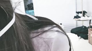 【69堂午夜视频】良心主播高颜值也玩起了剧情深喉口交，和发小无套啪啪，女上位狠狠操，最后体外射精