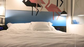 【69堂午夜视频】约了个性感包臀裙妹子