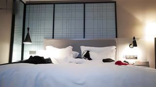 【69堂午夜视频】舔弄摸逼镜头前口交骑乘后入猛操，呻吟娇喘非常诱人