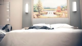 【69堂午夜视频】一字马美女，极品身材啪啪浪叫不断